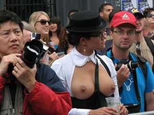 's photo